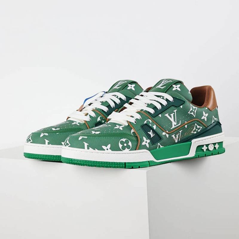 LV Trainer shoes 036