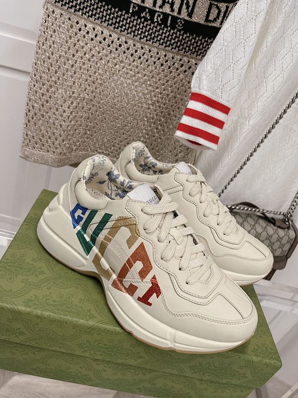 Gucci women's shoes 996