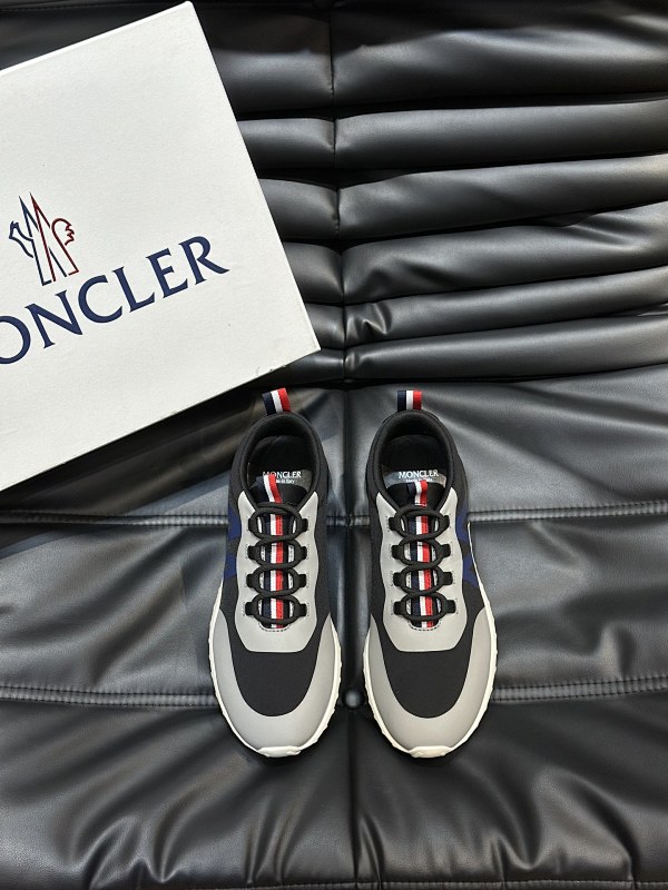 Moncler Shoes 001