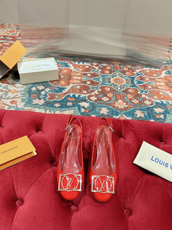 LV women's shoes 299