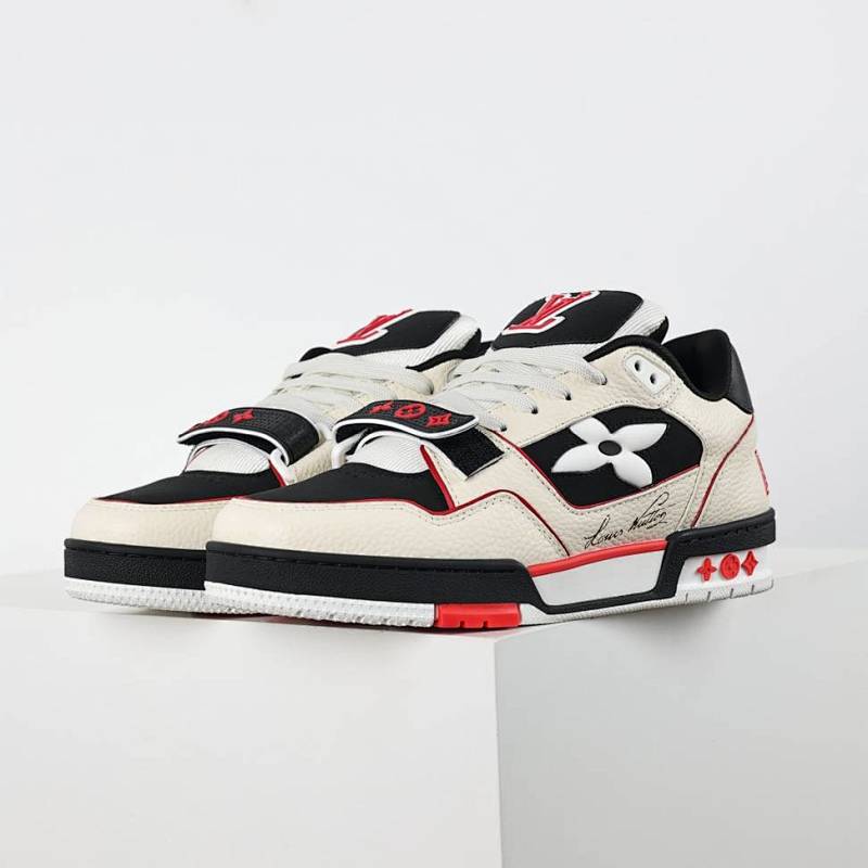 LV Trainer shoes 031