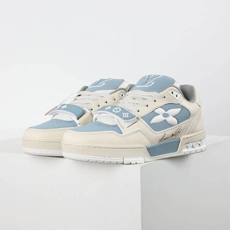 LV Trainer shoes 032